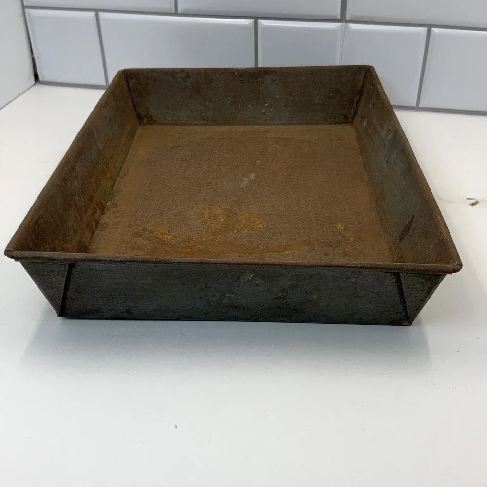 Vintage Unbranded Rustic Baking Pan Muffin Tin Set Metal 3 Pieces